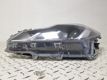 Load image into Gallery viewer, Frontscheinwerfer Toyota Corolla 81150-02T31 Links Scheinwerfer Headlight SCH8723019837gm