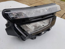 Laden Sie das Bild in den Galerie-Viewer, Frontscheinwerfer Skoda Kamiq 658941016 Rechts Scheinwerfer Headlight SCH7894108717li