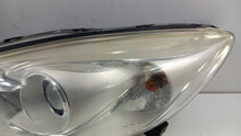 Laden Sie das Bild in den Galerie-Viewer, Frontscheinwerfer Mazda II Links Scheinwerfer Headlight