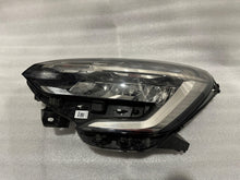 Laden Sie das Bild in den Galerie-Viewer, Frontscheinwerfer Renault Clio 5 260606923R Links Scheinwerfer Headlight SCH2649866583kh