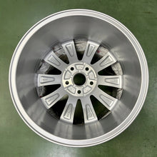 Load image into Gallery viewer, 1x Alufelge 17 Zoll 7.0" 5x112 45ET Glanz Silber 2GA601025J VW Rim Wheel FEL1098453431ih