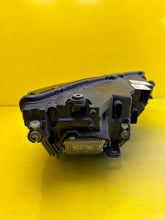 Laden Sie das Bild in den Galerie-Viewer, Frontscheinwerfer Skoda Octavia IV 5E4941009 Links Scheinwerfer Headlight SCH2554921859vb