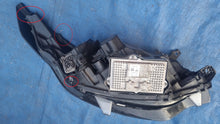 Load image into Gallery viewer, Frontscheinwerfer Land Rover I HY32-13W030-HA 90105785 LED Links Headlight SCH6392339426zp