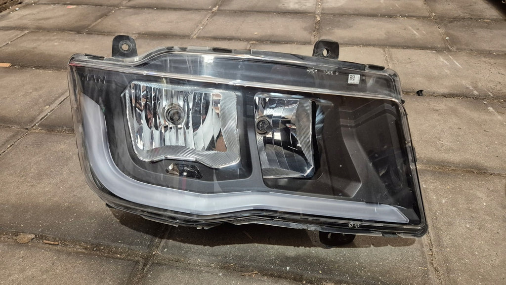 Frontscheinwerfer Man 81251016736 Rechts Scheinwerfer Headlight SCH8190101683qg