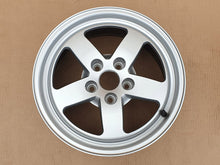 Load image into Gallery viewer, 4x Alufelge 16 Zoll 7.0&quot; 5x112 35ET Glanz Silber 8W0601025 Audi A4 B9 Rim Wheel