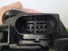 Laden Sie das Bild in den Galerie-Viewer, Frontscheinwerfer VW Polo 2G1941006 Rechts Scheinwerfer Headlight