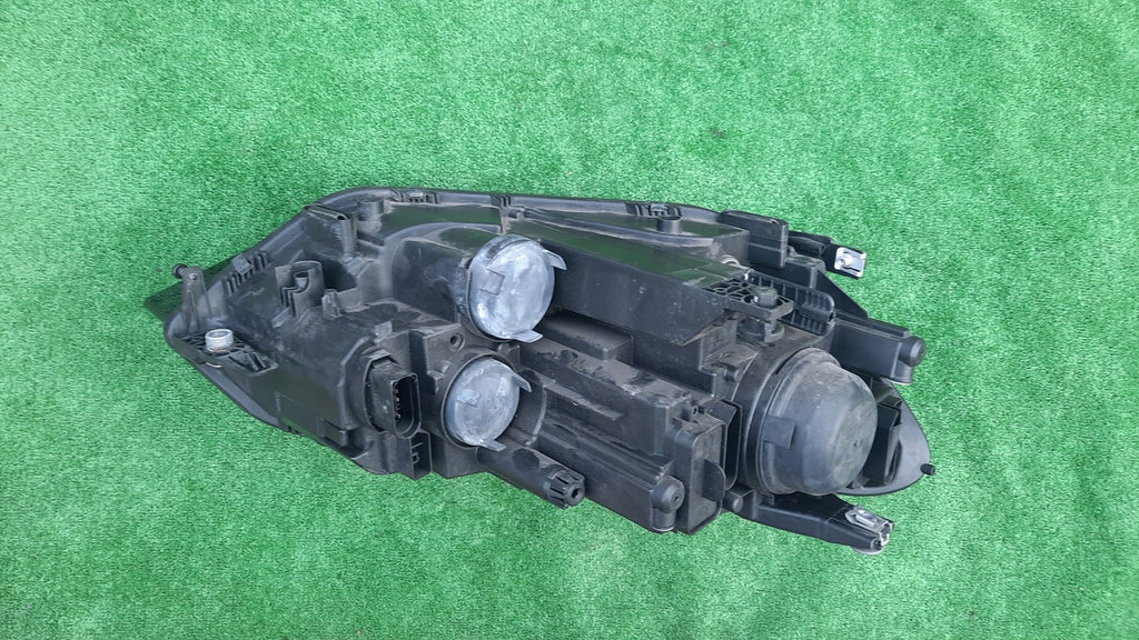 Frontscheinwerfer VW Touran 5TB941005A Links Scheinwerfer Headlight