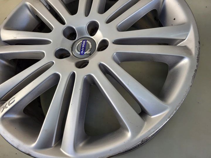 1x Alufelge 19 Zoll 8.0" 5x108 49ET Glanz 30695601 BMW 1 Xc90 I Rim Wheel FEL6926527891kz