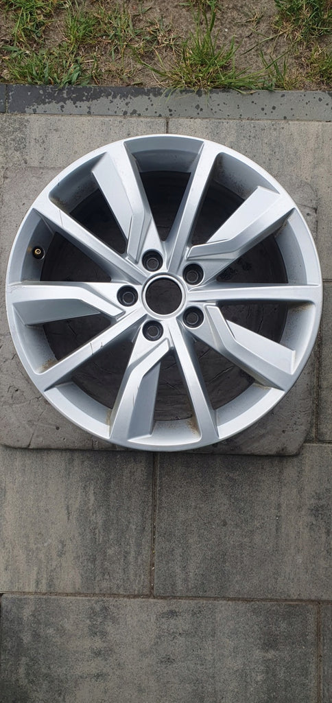 1x Alufelge 17 Zoll 7.0" 5x112 42ET 5H0601025 VW Golf VIII I Rim Wheel FEL5688687239ad
