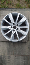 Load image into Gallery viewer, 1x Alufelge 17 Zoll 7.0" 5x112 42ET 5H0601025 VW Golf VIII I Rim Wheel FEL5688687239ad