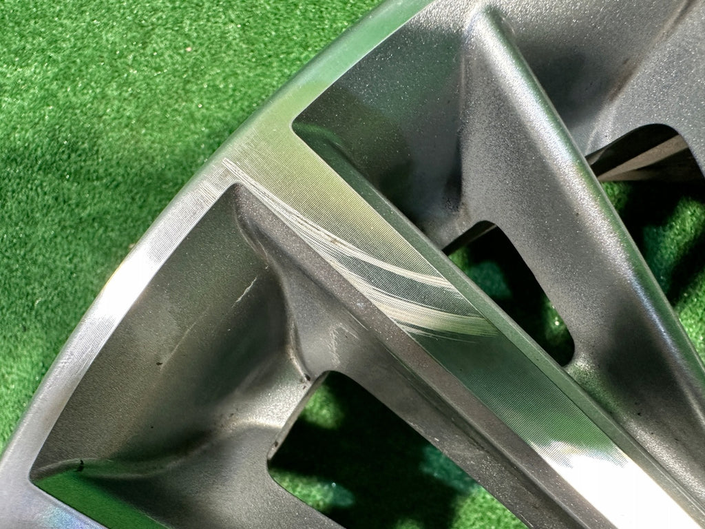 1x Alufelge 18 Zoll 7.0" 5x114.3 38ET Mitsubishi Outlander Rim Wheel