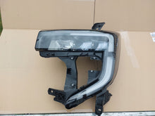 Laden Sie das Bild in den Galerie-Viewer, Frontscheinwerfer Renault Master I 260608459R Links Scheinwerfer Headlight SCH1316100972tx