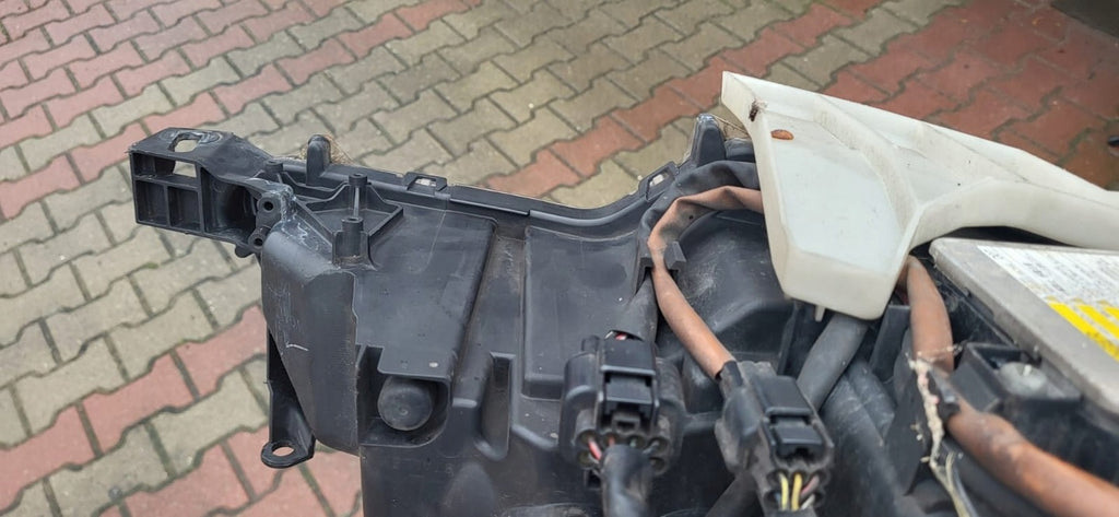 Frontscheinwerfer Citroën C-Crosser 6208N3 Xenon Links Scheinwerfer Headlight SCH7673513974xl