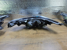 Load image into Gallery viewer, Frontscheinwerfer Suzuki Swace Corolla 81110-02S60 LED Rechts Headlight