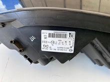 Laden Sie das Bild in den Galerie-Viewer, Frontscheinwerfer Renault Grand Scenic 260100943R Rechts Scheinwerfer Headlight SCH2967468625hr