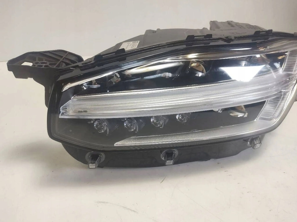Frontscheinwerfer Volvo Xc90 32228304 89912599 Links Scheinwerfer Headlight
