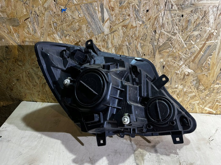 Frontscheinwerfer Mercedes-Benz Sprinter A9068202461 Links Headlight SCH1756250121xt