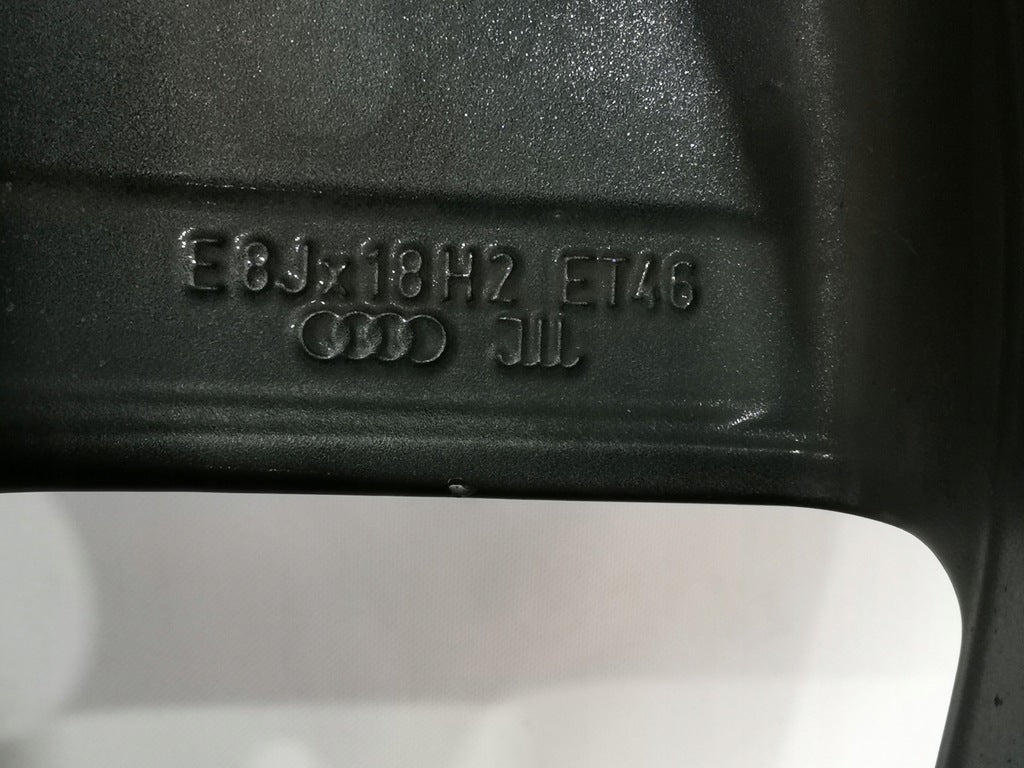 1x Alufelge 18 Zoll 8.0" 5x112 46ET 8V0601025AN Audi A3 Rim Wheel FEL7472565451rb