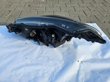 Load image into Gallery viewer, Frontscheinwerfer Toyota Yaris LED Rechts Scheinwerfer Headlight SCH4501586680tf