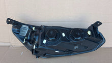 Laden Sie das Bild in den Galerie-Viewer, Frontscheinwerfer Ford Focus JX7B-13W030-CE Links Scheinwerfer Headlight SCH8037551011kk