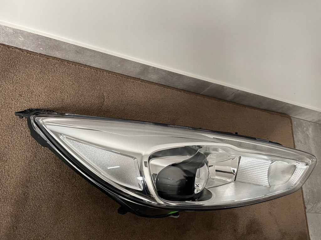 Frontscheinwerfer Ford Focus Rechts Scheinwerfer Headlight