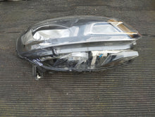 Load image into Gallery viewer, Frontscheinwerfer Citroën Jumpy 19707506 9808567000 Rechts Headlight