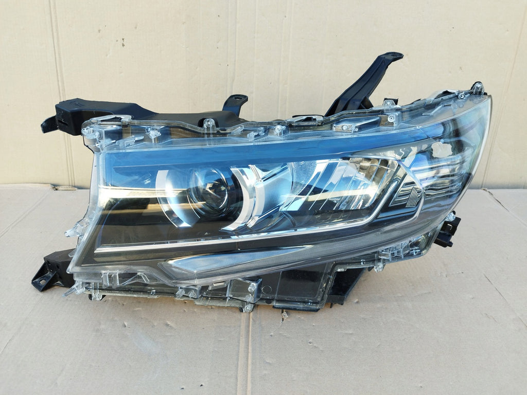Frontscheinwerfer Toyota Land Cruiser 85661 Links Scheinwerfer Headlight