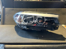 Load image into Gallery viewer, Frontscheinwerfer BMW 5 G30 7439200-01 Rechts Scheinwerfer Headlight SCH4746892833lz