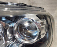 Laden Sie das Bild in den Galerie-Viewer, Frontscheinwerfer Ford Ranger JB3B-13D154 Links Scheinwerfer Headlight SCH2683226291hk