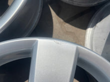 Laden Sie das Bild in den Galerie-Viewer, 4x Alufelge 16 Zoll 6.5" 5x112 Glanz Silber 1T0601025M VW Touran Rim Wheel FEL9842010666vj