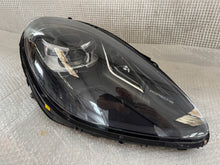 Laden Sie das Bild in den Galerie-Viewer, Frontscheinwerfer Porsche Macan 95B941010AP Full LED Rechts Headlight SCH4827183715ex