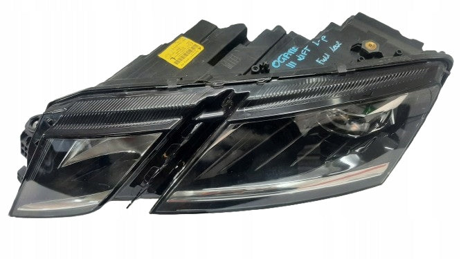 Frontscheinwerfer Skoda Octavia III 5E1941015E Full LED Links Headlight SCH4692270853dm
