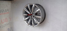 Laden Sie das Bild in den Galerie-Viewer, 1x Alufelge 17 Zoll 7.0" 5x112 40ET Glanz Silber 3G0601025D VW Passat B8 FEL3110570219nb