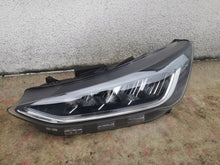 Laden Sie das Bild in den Galerie-Viewer, Frontscheinwerfer Ford Focus Links Scheinwerfer Headlight SCH9605086683cc
