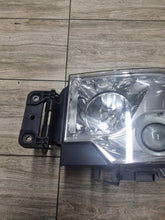 Laden Sie das Bild in den Galerie-Viewer, Frontscheinwerfer Renault 7482251331 89207611 Links Scheinwerfer Headlight