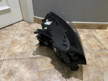 Load image into Gallery viewer, Frontscheinwerfer BMW 2 Active Tourer U06 5A42243 Links Scheinwerfer Headlight