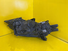 Laden Sie das Bild in den Galerie-Viewer, Frontscheinwerfer Mitsubishi Outlander III 8301C8-64 LED Rechts Headlight