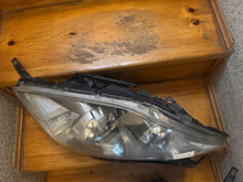 Laden Sie das Bild in den Galerie-Viewer, Frontscheinwerfer Honda Crv Cr-V III 33150-SWW-00 Ein Stück (Rechts oder Links)