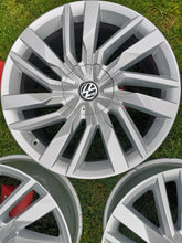 Load image into Gallery viewer, 4x Alufelge 19 Zoll 8.0" 5x112 28ET Glanz Silber 760601025 VW Touareg Rim Wheel FEL6564097369px