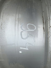 Laden Sie das Bild in den Galerie-Viewer, 1x Alufelge 20 Zoll 9.0&quot; 5x112 37ET 4H0601025J Audi A8 Rim Wheel