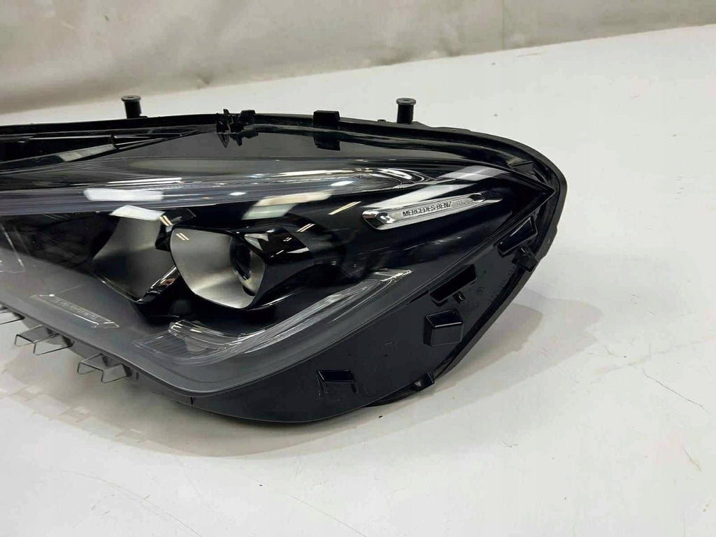 Frontscheinwerfer Mercedes-Benz Cla X118 C118 A1189068300 Links Headlight SCH5113270814uz