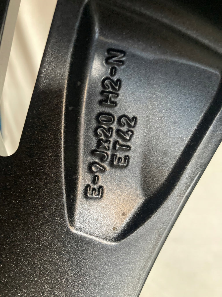 1x Alufelge 20 Zoll 9.0" 5x112 26ET Glanz Schwarz 89A601025L Audi E-Tron FEL8359050385xa