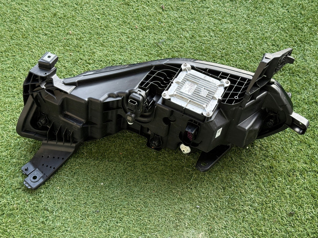 Frontscheinwerfer Renault Megane I E-Tech 260104574R Rechts Headlight SCH4261140323rr