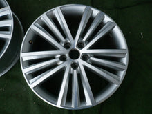 Laden Sie das Bild in den Galerie-Viewer, 1x Alufelge 19 Zoll 7.0&quot; 5x112 43ET 565601025 Skoda Kodiaq Rim Wheel