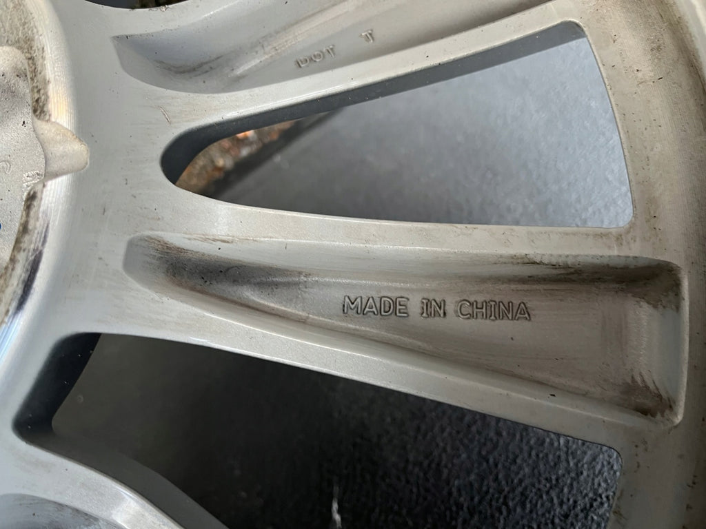 1x Alufelge 19 Zoll 8.5" 5x114.3 40ET Glanz Silber 1044264-00-A Tesla Model 3 FEL2533766092il