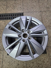 Load image into Gallery viewer, 1x Alufelge 17 Zoll 7.0" 5x112 45ET 57A601025AA Skoda Karoq Rim Wheel FEL9872471694uu