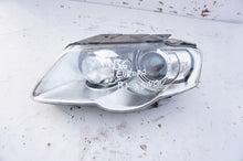 Load image into Gallery viewer, Frontscheinwerfer VW Passat Xenon Links Scheinwerfer Headlight