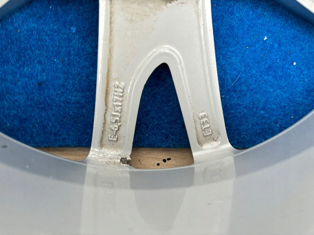 1x Alufelge 17 Zoll 6.5" 5x112 33ET Glanz Silber 8U0071497 Audi Q3 Rim Wheel FEL8864096217ww