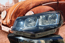 Load image into Gallery viewer, Frontscheinwerfer VW Caddy 2K8941005D 2K8941006D Ein Stück (Rechts oder Links)