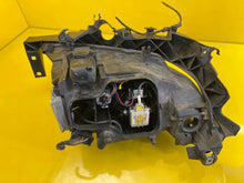 Laden Sie das Bild in den Galerie-Viewer, Frontscheinwerfer BMW 3 E91 E90 7942737 Xenon Links Scheinwerfer Headlight